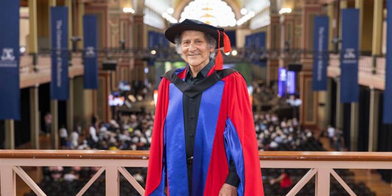 Image for University of Melbourne confers Honorary Doctorate on Dr Arnold Zable