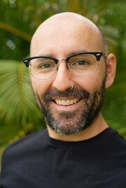 Dr Gonzalo Villanueva