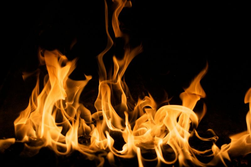 Guido Jansen, Flames in the fireplace, 2017
