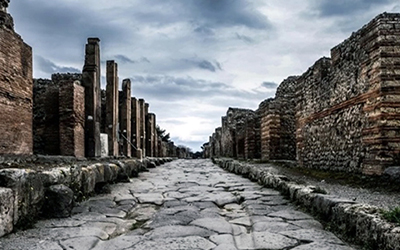 Short Course: Unearthing Pompeii